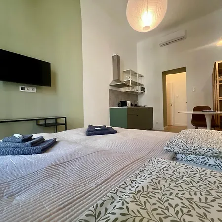 Lovely Buda Apartament *