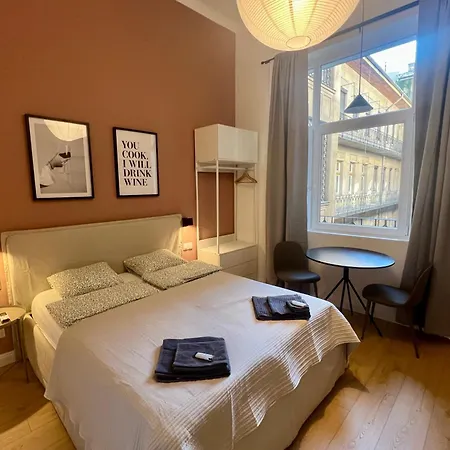 Апартаменты Lovely Buda